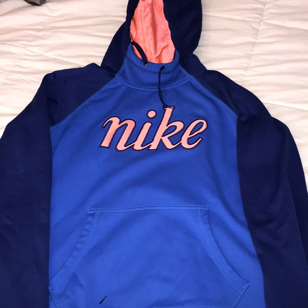 blue nike sweatshirt